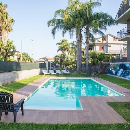 Bed and Breakfast Antichi Ricordi Aci SantʼAntonio Esterno foto