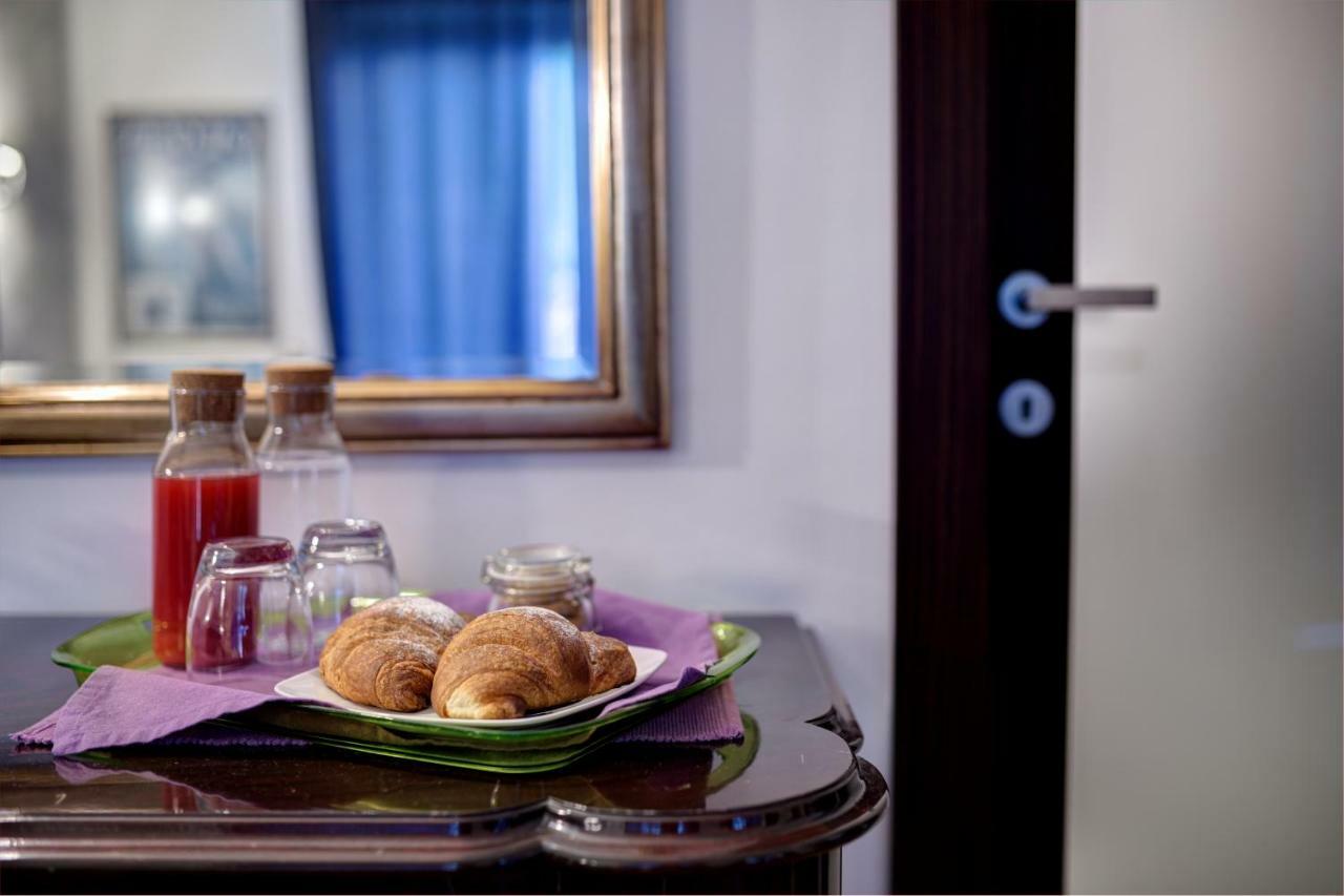 Bed and Breakfast Antichi Ricordi Aci SantʼAntonio Esterno foto