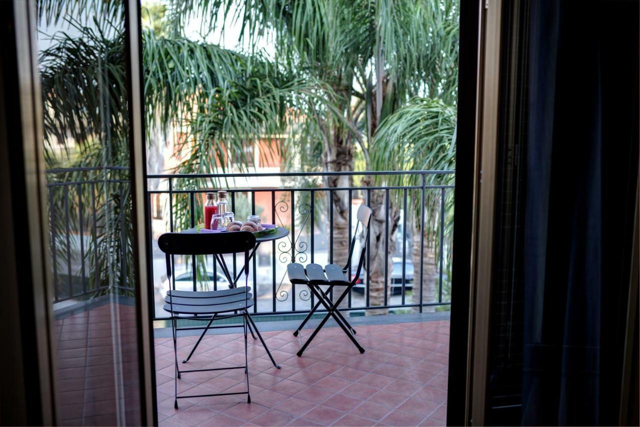 Bed and Breakfast Antichi Ricordi Aci SantʼAntonio Esterno foto